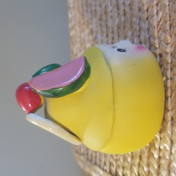 Vintage anthromorphic jar. Whimsical Candle. - Picture 2 of 10